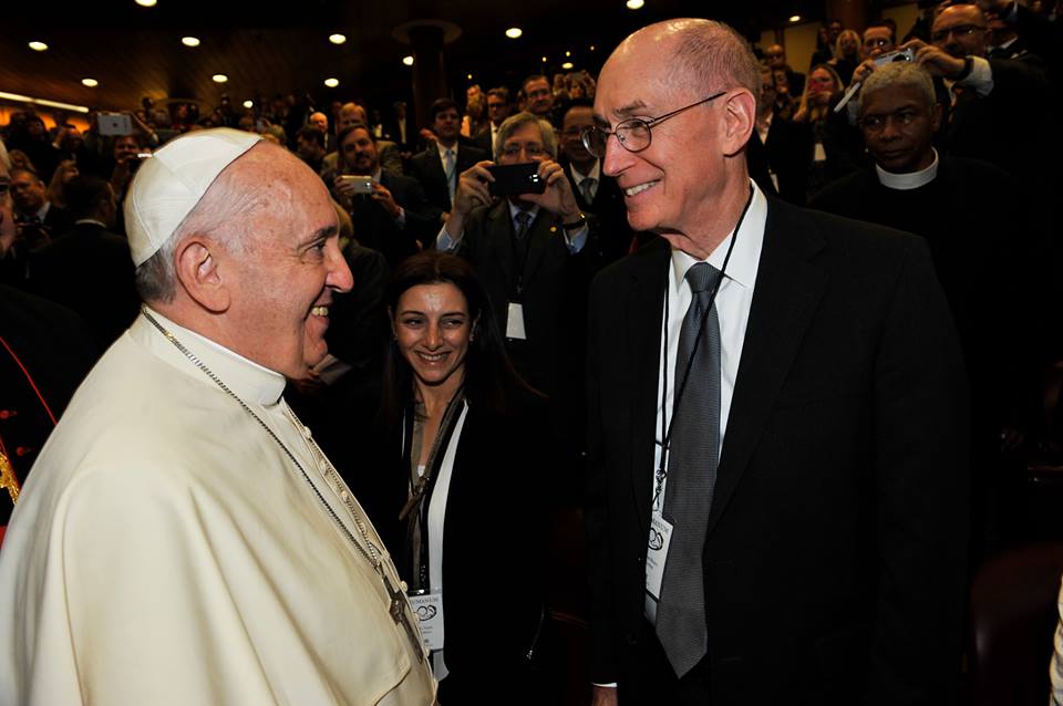 Presidente Eyring  se reúne con el Papa Francisco y otros líderes para hablar del matrimonio