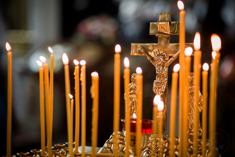 Iglesia expresa condolencias a coptos ortodoxos por incendio que mató a decenas en Egipto